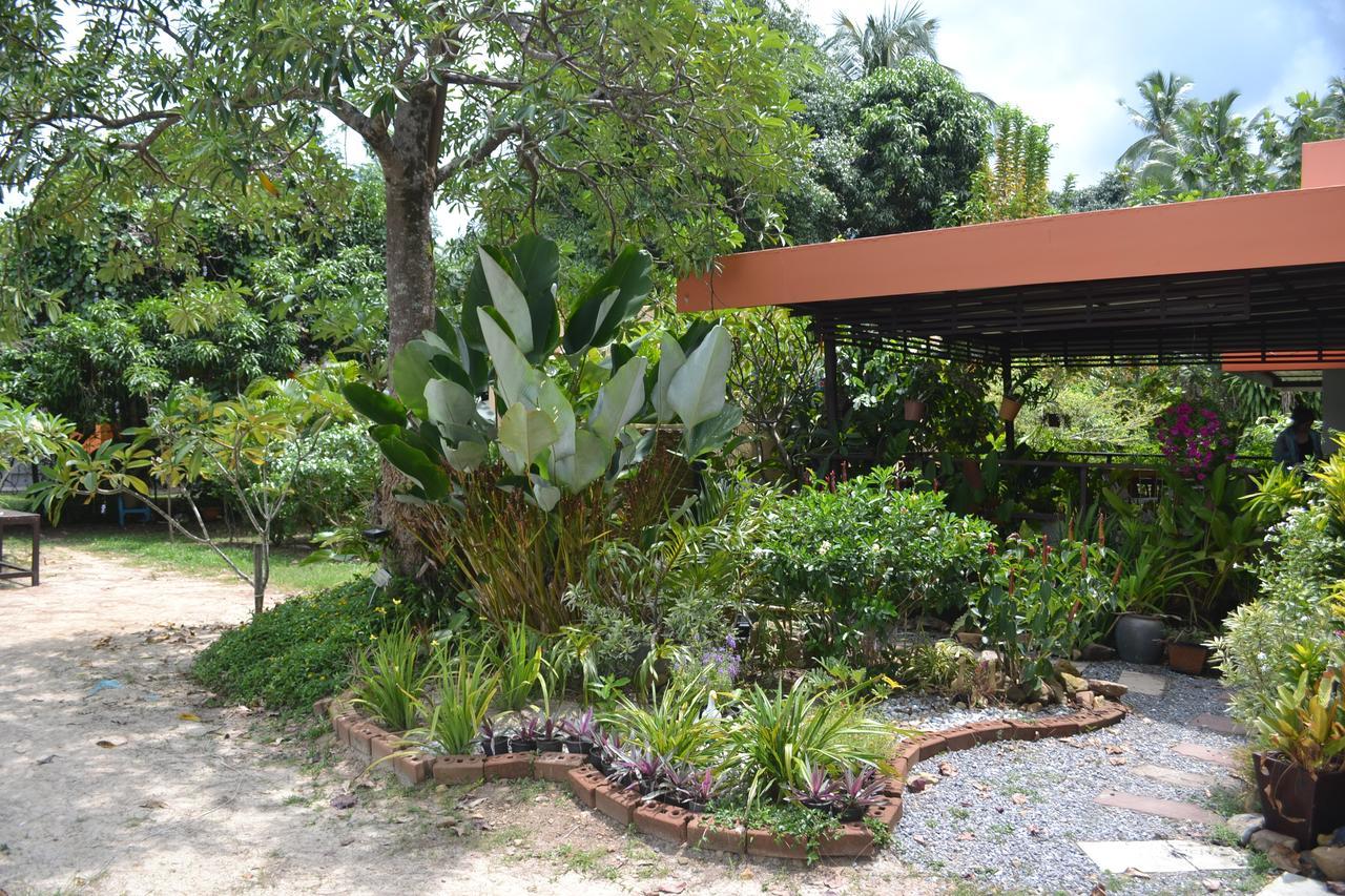 Baan Chid Talay Hotel Koh Chang Exterior photo