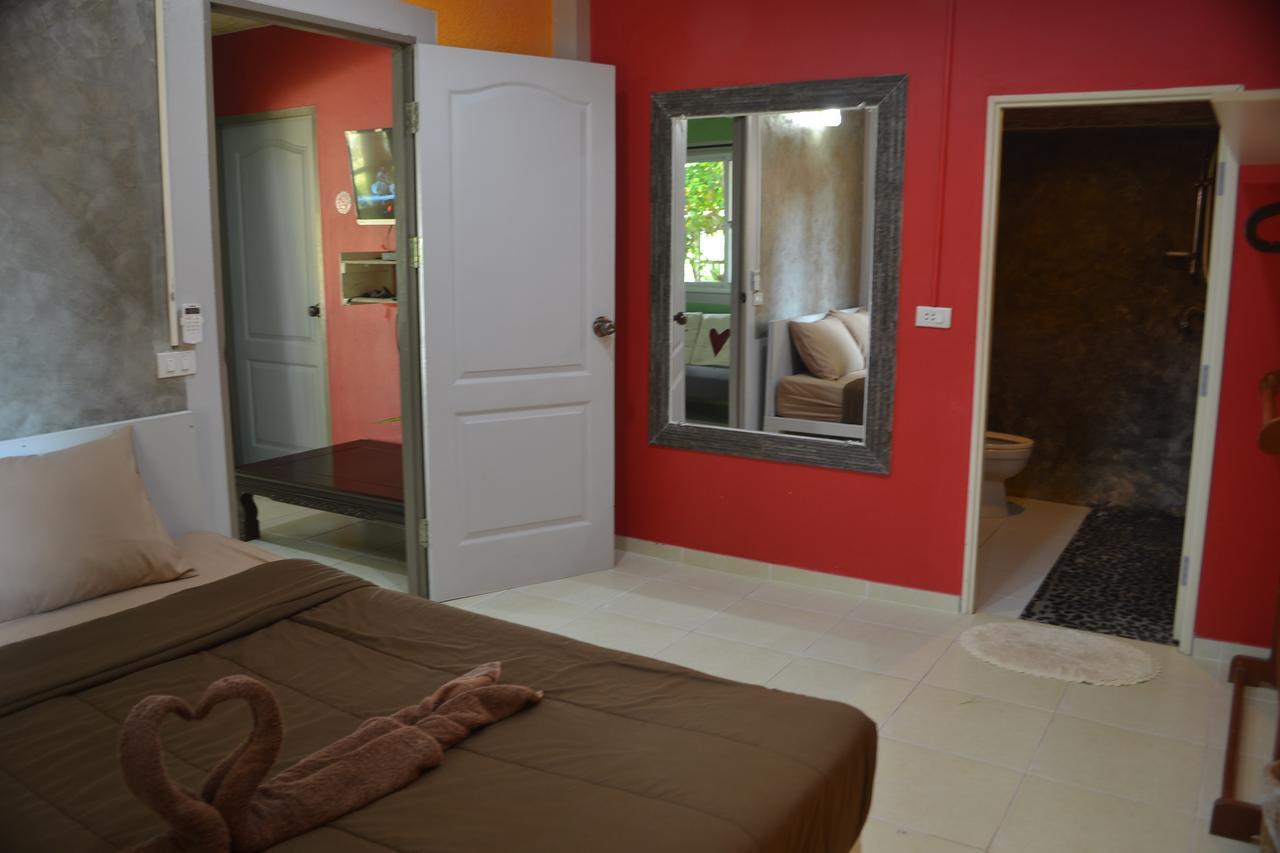 Baan Chid Talay Hotel Koh Chang Exterior photo