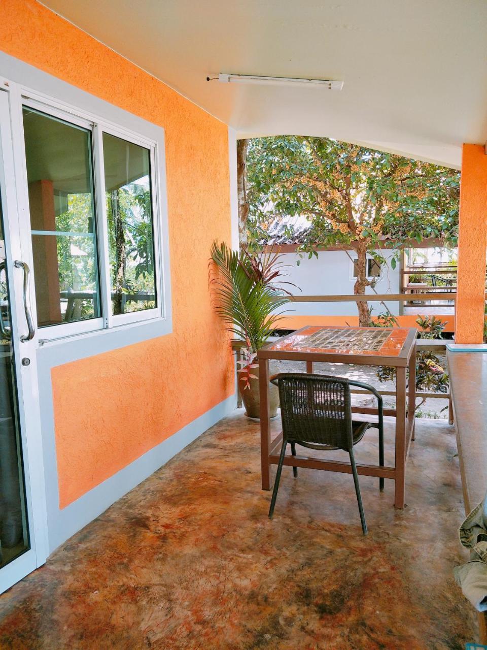 Baan Chid Talay Hotel Koh Chang Exterior photo
